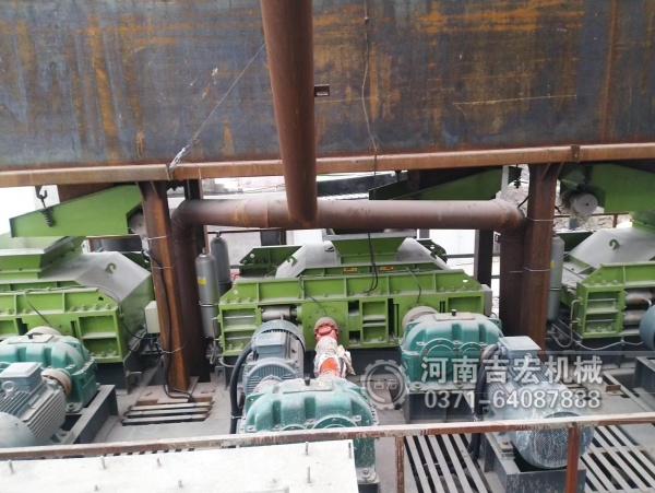 13石子對輥制砂機多少錢一臺,哪個廠家好？