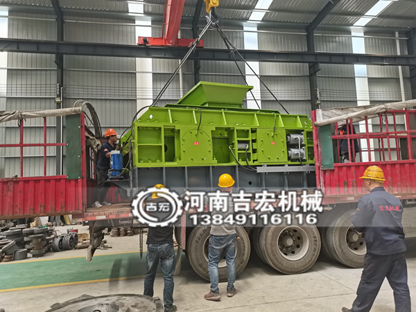 生石灰破碎設備對比：雙齒輥破VS錘破，誰更經濟實用？